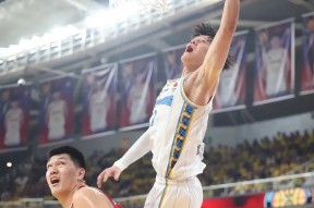 澳门威尼斯官网_辽宁男篮CBA战胜天津先行者张镇麟暴扣得分