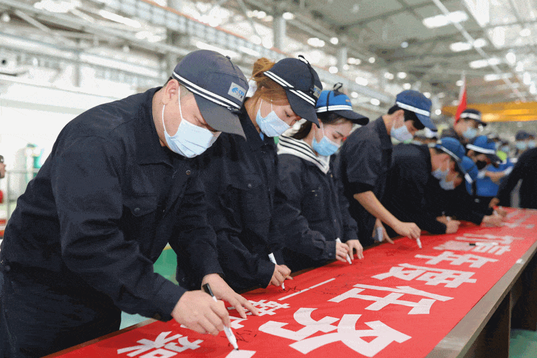 客场鏖战到底，展现顽强斗志(客场鏖战到底,展现顽强斗志的句子)